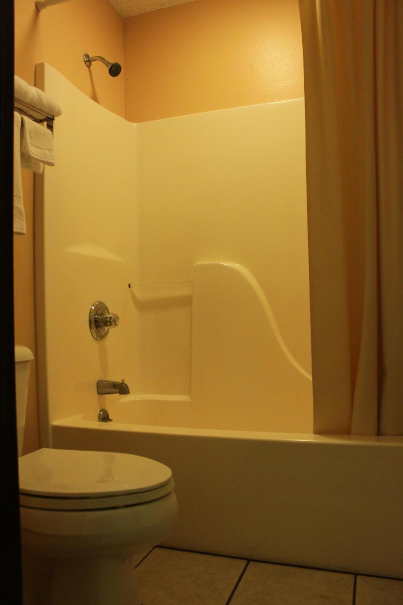 פיטסבורג Holiday Lodge מראה חיצוני תמונה