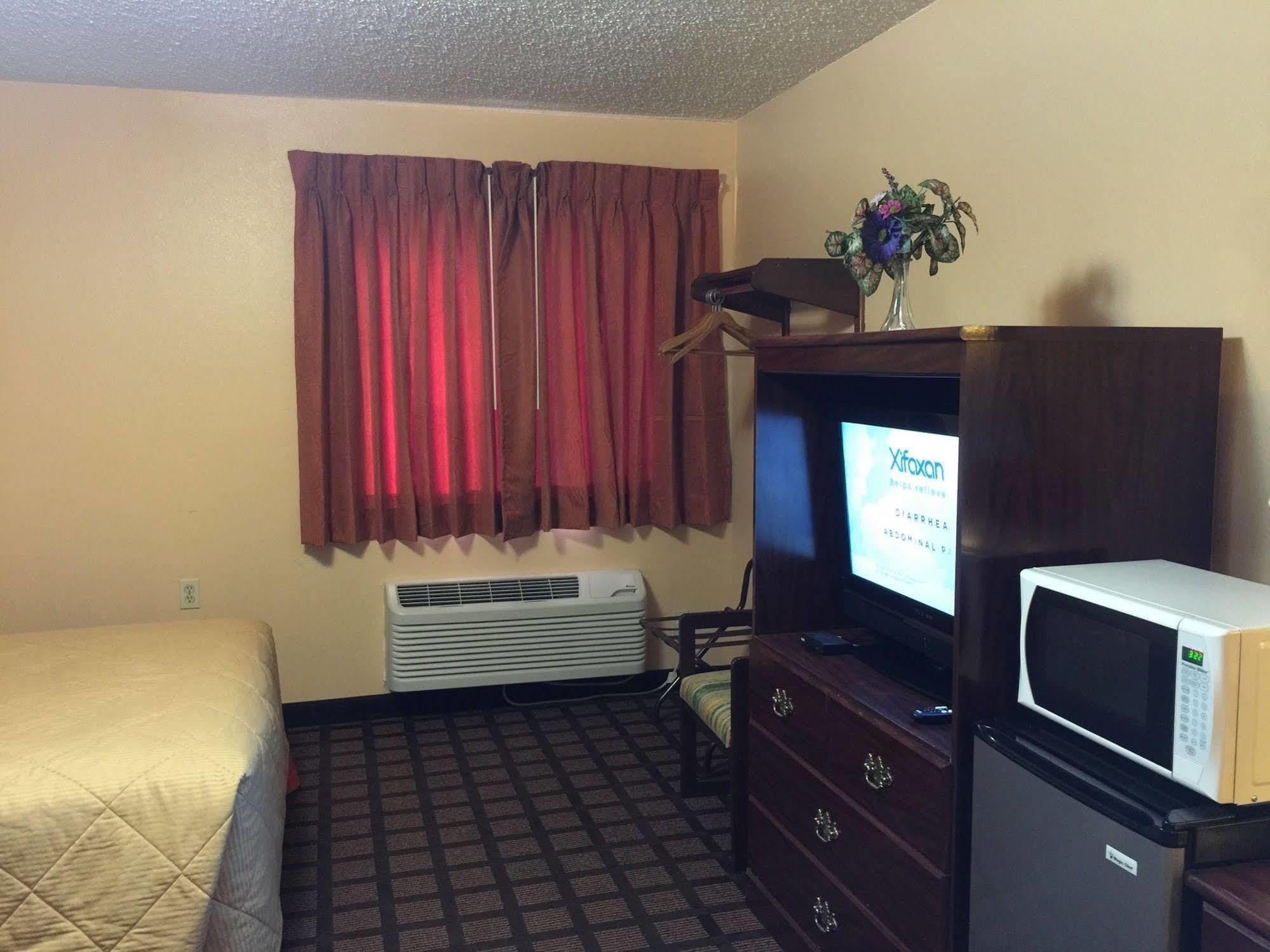 פיטסבורג Holiday Lodge מראה חיצוני תמונה
